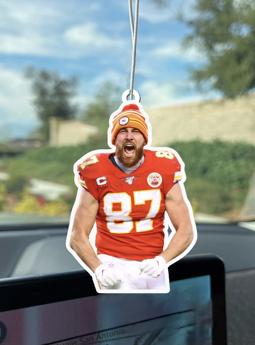 travis kelce gifts